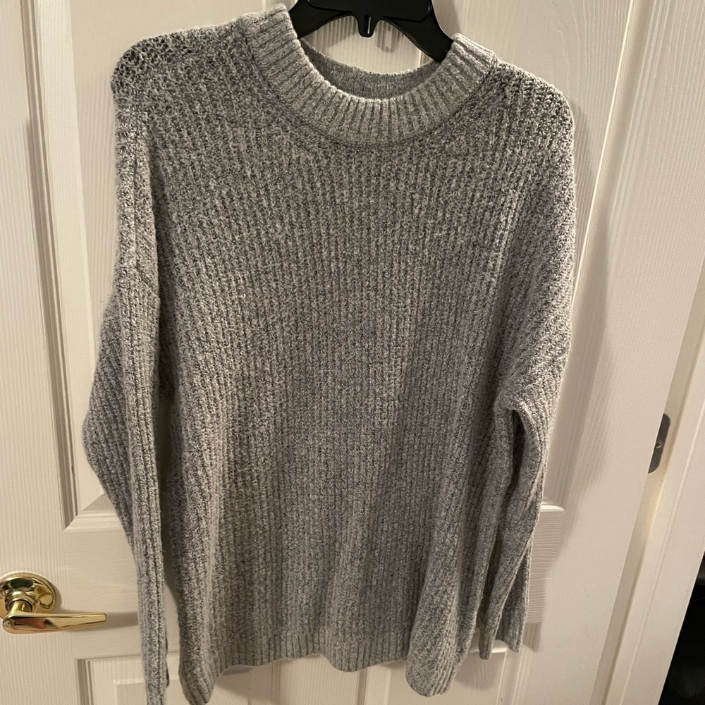 Light grey sweater